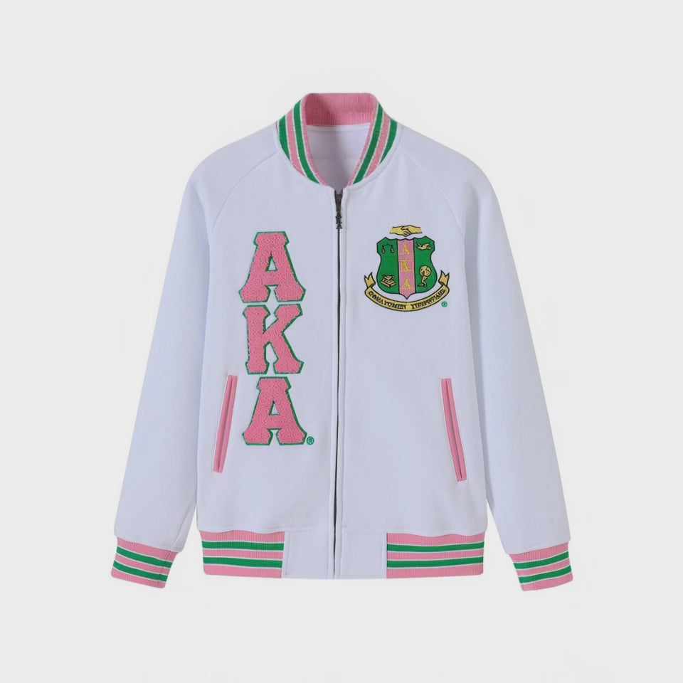 AKA WHITE JACKET SHORT VIDEO